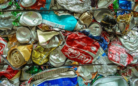 Taaskasutatavad pakendijäätmed.